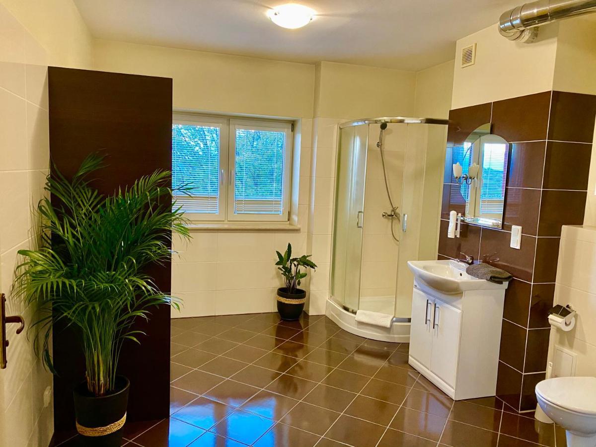 Las Slupski Premium Business Apartament Nr 7 Wifi Netflix Smart Tv50 Two Bedrooms Two Extra Large Double Beds Up To 6 People Full Pleasure Quality Stay (Adults Only) Bagian luar foto